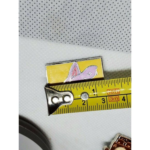 Pink Dragon Authentic Official 2014 Disney Collectible Yellow Trading Pin - Picture 9 of 9